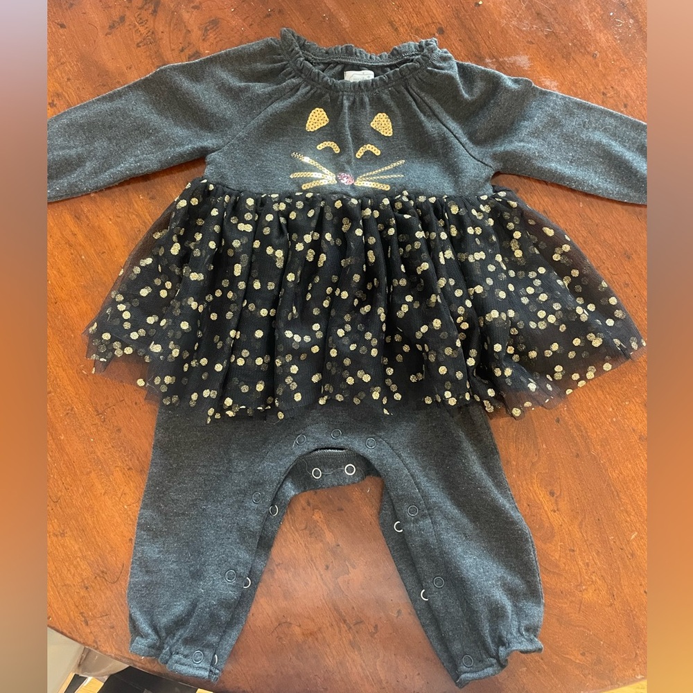 Cat Face Baby Romper with Tulle Skirt size 6-9mo